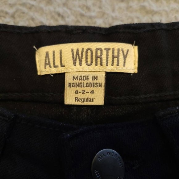 All Worthy Womens Jeans Straight Leg Black Stretch Pocket Mid Rise Denim 0-4 New - Picture 9 of 11